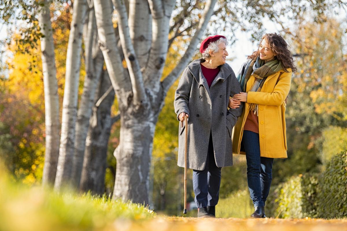 2 people walking