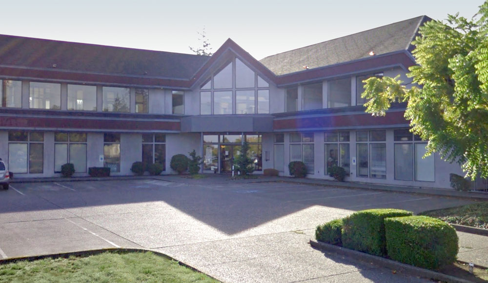 Exterior of 600 Lakeway Dr in Bellingham, WA